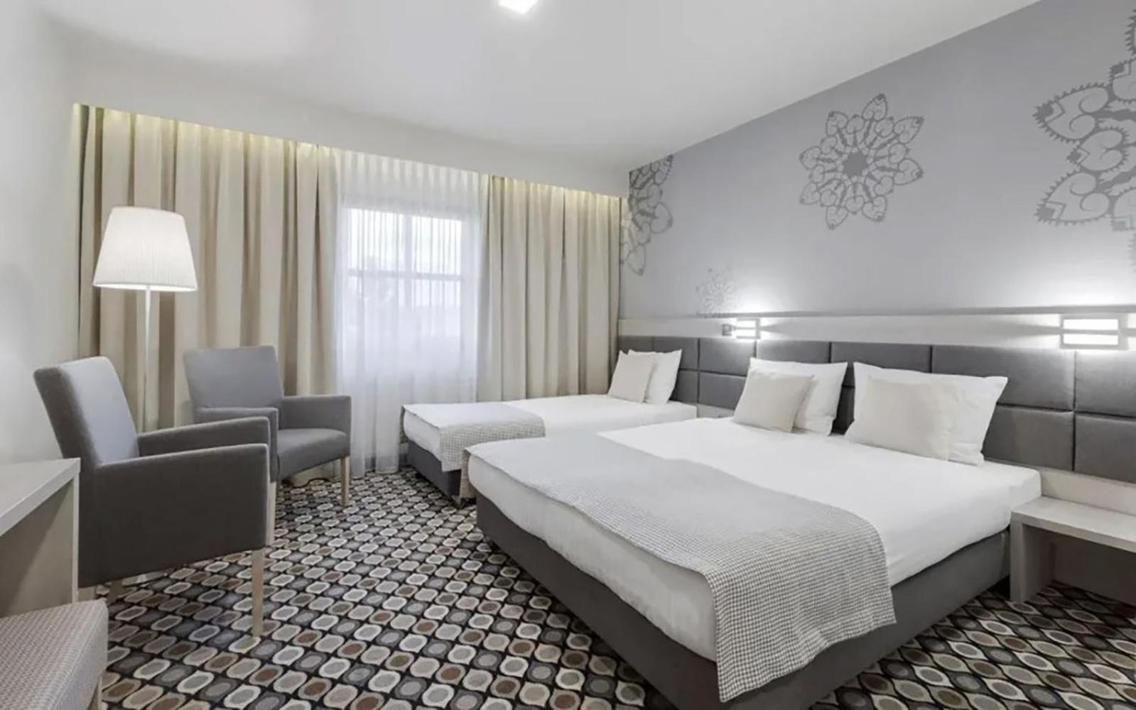 Double Room with Mountain View,1758527183:JPEG